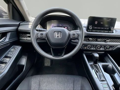 Used 2023 Honda Accord EX image 9