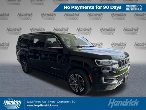 Used 2024 Jeep Wagoneer L Series II w/ Flexible Seating Group AWD/4WD image 1
