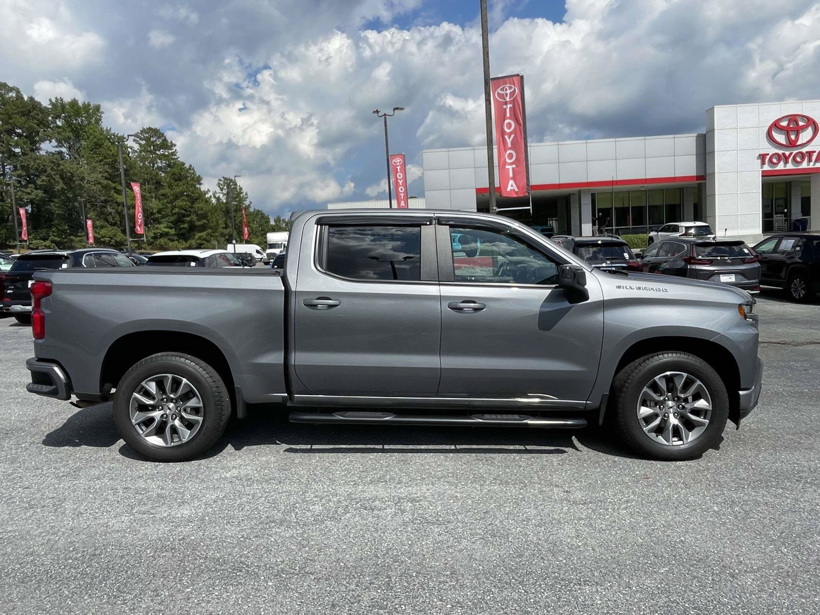 Used 2021 Chevrolet Silverado 1500 RST w/ Bed Protection Package RWD image 2