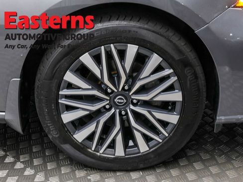 Used 2024 Nissan Altima 2.5 SV image 30