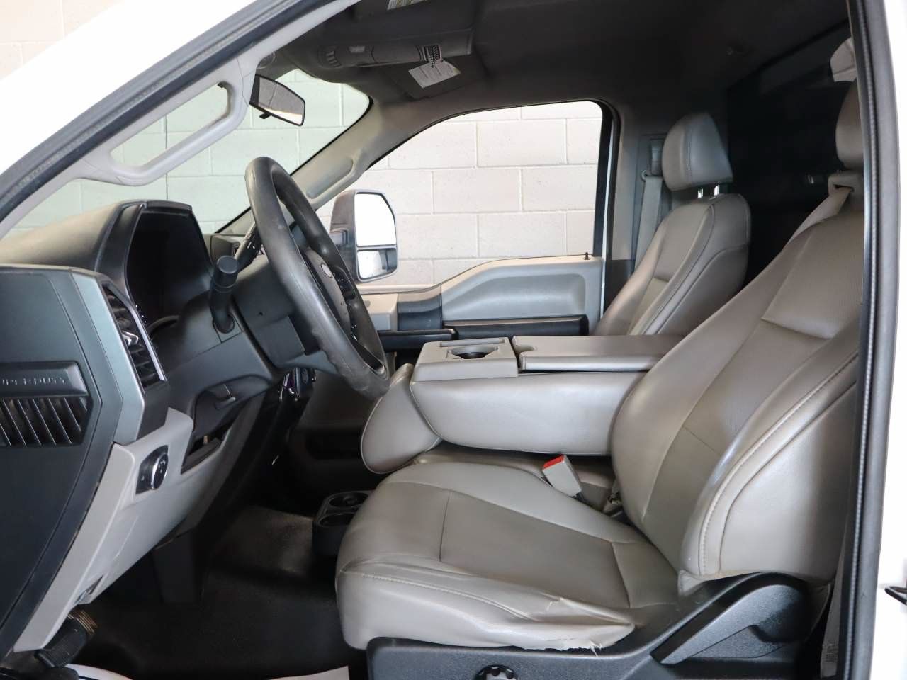 Used 2018 Ford F450 XL w/ Power Equipment Group AWD/4WD image 13
