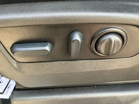 Certified 2023 Chevrolet Silverado 2500 LT w/ Convenience Package image 11