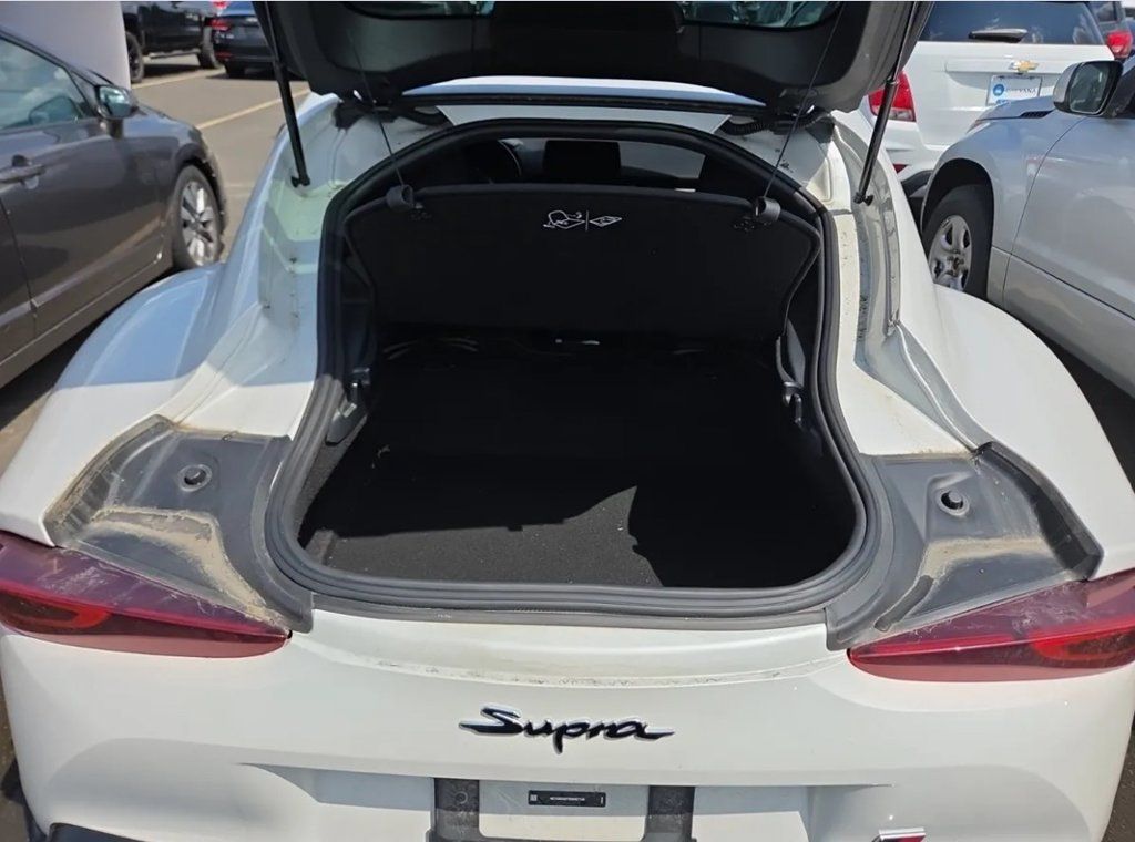 Used 2024 Toyota Supra Premium w/ Driver Assist Package RWD image 7