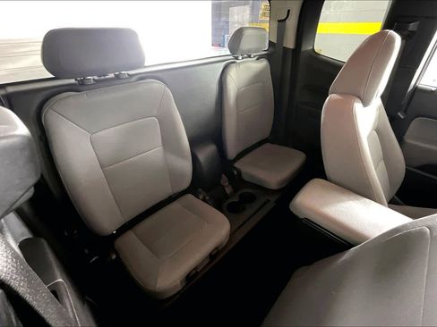 Used 2017 GMC Canyon W/T w/ Convenience Package image 19