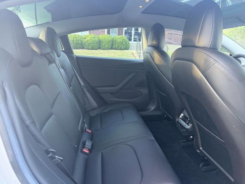 Used 2018 Tesla Model 3 Long Range image 18