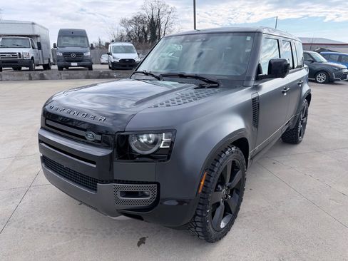 Used 2023 Land Rover Defender 110 V8 image 84