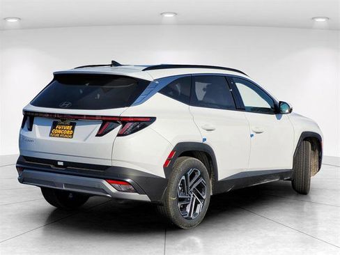 New 2025 Hyundai Tucson Limited image 5