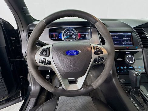 Used 2013 Ford Taurus SHO image 13