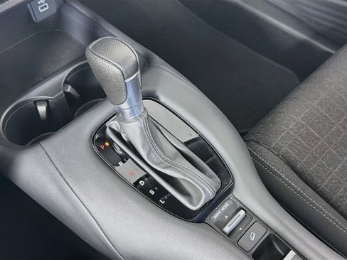 Used 2024 Honda HR-V LX image 23