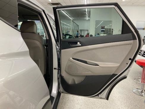 Used 2018 Hyundai Tucson SEL FWD image 30