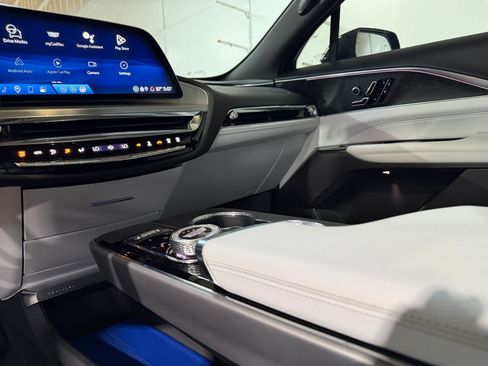 Certified 2025 Cadillac Lyriq Sport w/ LPO, Floor Liner Package RWD image 36