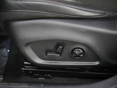 Used 2018 Jeep Compass Latitude w/ Popular Equipment Group AWD/4WD image 22