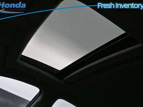 Used 2023 Honda Accord EX image 12