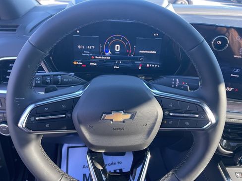 New 2026 Chevrolet Suburban Premier image 30