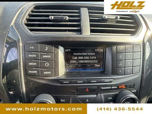 Used 2018 Ford Explorer XLT image 13