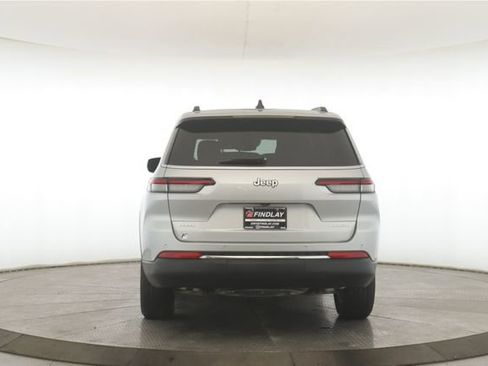 Used 2024 Jeep Grand Cherokee L Laredo w/ Luxury Tech Group I image 11