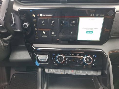 New 2026 GMC Sierra 2500 AT4 w/ Technology Package AWD/4WD image 8