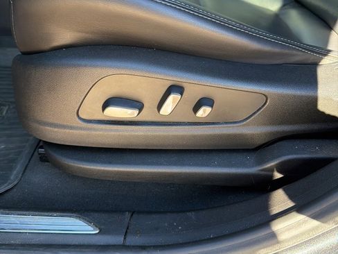 Used 2021 Cadillac XT5 Premium Luxury w/ LPO, Floor Liner Package image 23