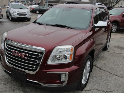 Used 2017 GMC Terrain SLT w/ Driver Alert Package I image 2