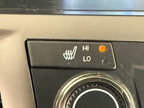 Used 2015 Honda Odyssey EX-L image 32