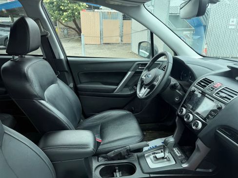 Used 2017 Subaru Forester 2.5i Limited w/ Popular Package #2 AWD/4WD image 6
