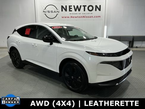 Used 2025 Nissan Murano SV image 1