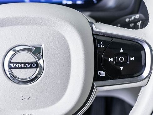 Certified 2024 Volvo XC90 B6 Plus w/ Protection Package Premier AWD/4WD image 12