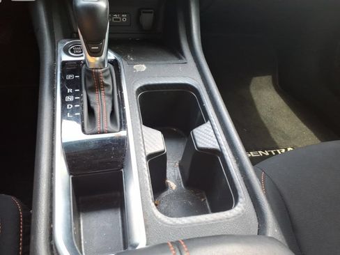 Used 2024 Nissan Sentra SR FWD image 21