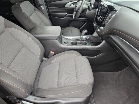 Used 2020 Chevrolet Traverse LS FWD image 13