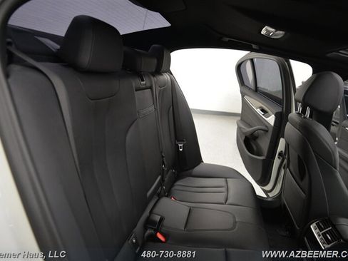 Used 2020 BMW 530e image 24