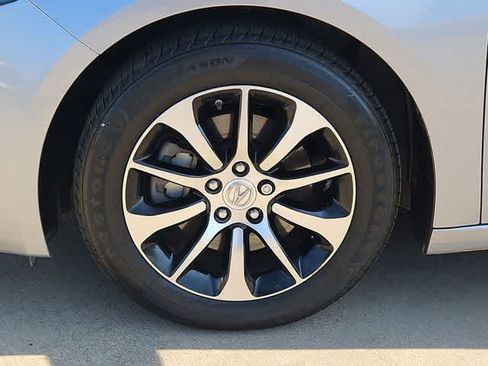 Used 2015 Acura TLX FWD image 13