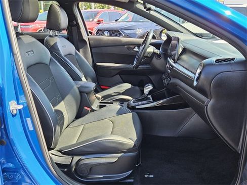 Used 2023 Kia Forte GT-Line w/ GT-Line Premium Package image 17