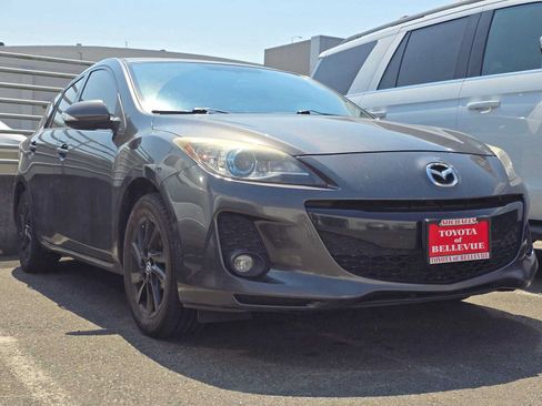Used 2013 MAZDA MAZDA3 i Grand Touring w/ Tech Pkg FWD image 2