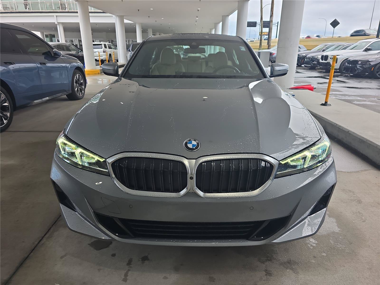 Certified 2024 BMW 330i Sedan w/ Premium Package RWD image 2