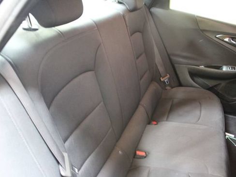 Used 2020 Chevrolet Malibu RS w/ LPO, Convenience Package 2 FWD image 9