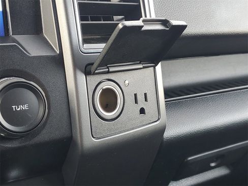 Used 2020 Ford F150 XLT w/ Equipment Group 302A Luxury image 26