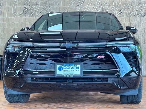 Used 2024 Chevrolet Blazer EV RS RWD image 3