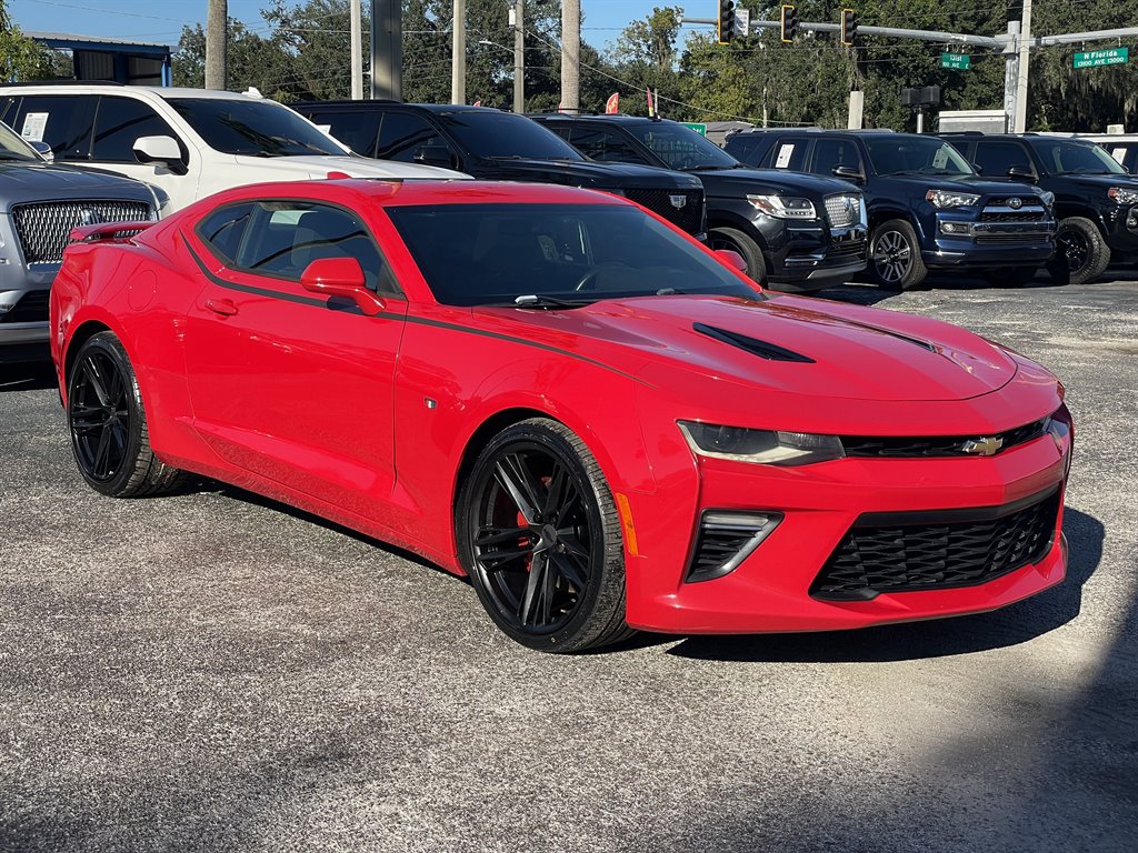 Used 2017 Chevrolet Camaro SS RWD image 18
