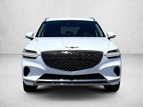 Used 2022 Genesis GV70 2.5T AWD/4WD image 3