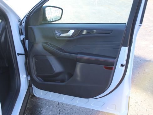New 2026 Ford Escape ST-Line w/ Tech Pack #1 FWD image 11