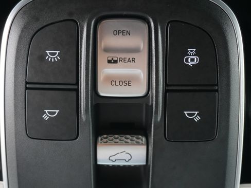 Used 2021 Hyundai Palisade Limited AWD/4WD image 28