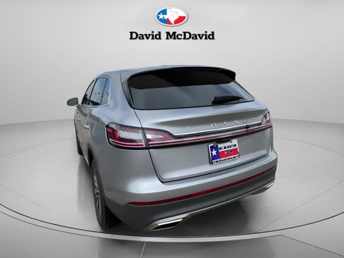 Used 2021 Lincoln Nautilus AWD w/ Equipment Group 101A image 6