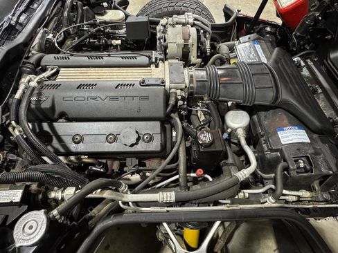 Used 1993 Chevrolet Corvette Convertible image 35