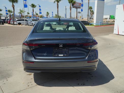 Used 2026 Honda Accord SE image 6