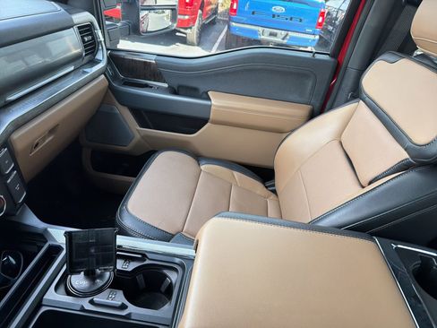 Certified 2024 Ford F250 Lariat w/ Lariat Ultimate Package image 22