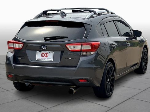 Used 2018 Subaru Impreza 2.0i Premium AWD/4WD image 12