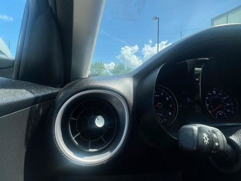 Used 2019 Kia Forte LXS FWD image 13