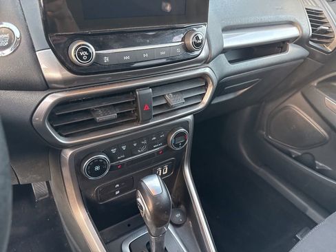 Certified 2019 Ford EcoSport SE image 13