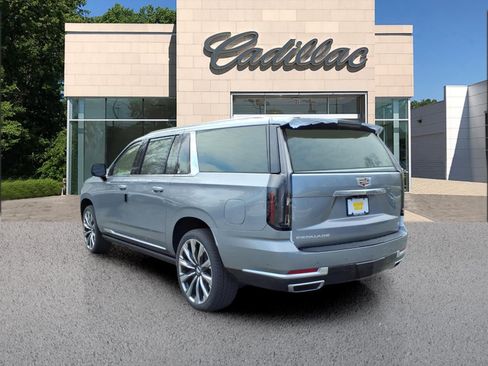 New 2026 Cadillac Escalade ESV Luxury w/ Touring Package image 3