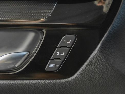 Used 2025 Honda CR-V EX-L image 41